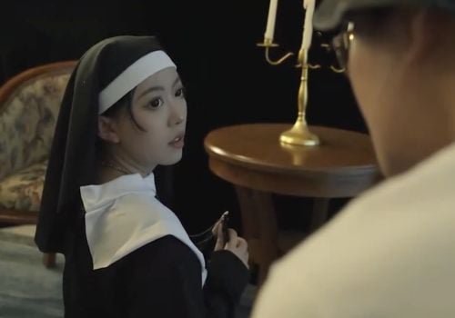 Gặp lại sau 10 năm, thầy giáo quyến rũ học trò đồng tính tại trường học