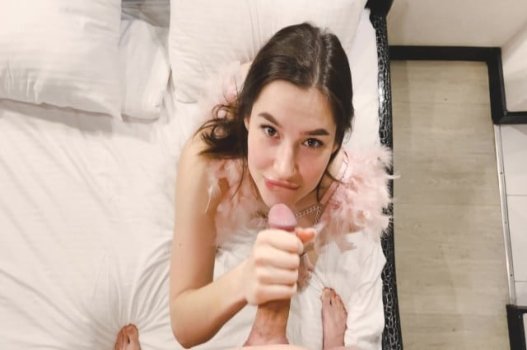 Chị phụ nữ thích học nhưng cũng thích quan hệ tình dục