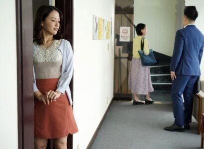 Hàng xóm mới của tôi thích làm tình với tôi bất cứ khi nào, bất cứ nơi đâu.