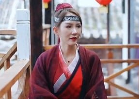 Em nữ sinh nhát gan bị trai lạ dụ dỗ lên giường