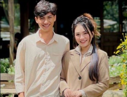 Lo sợ bạn mới cưới không thể thỏa mãn tình dục nên đi dạy